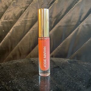 New JOSIE MARAN Argan Hyaluronic Lip Booster